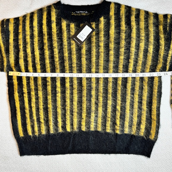 NWT Wild Pony Fuzzy Sweater Black & Yellow Tiger Stripe Oversized Women Size S/M - Picture 7 of 11